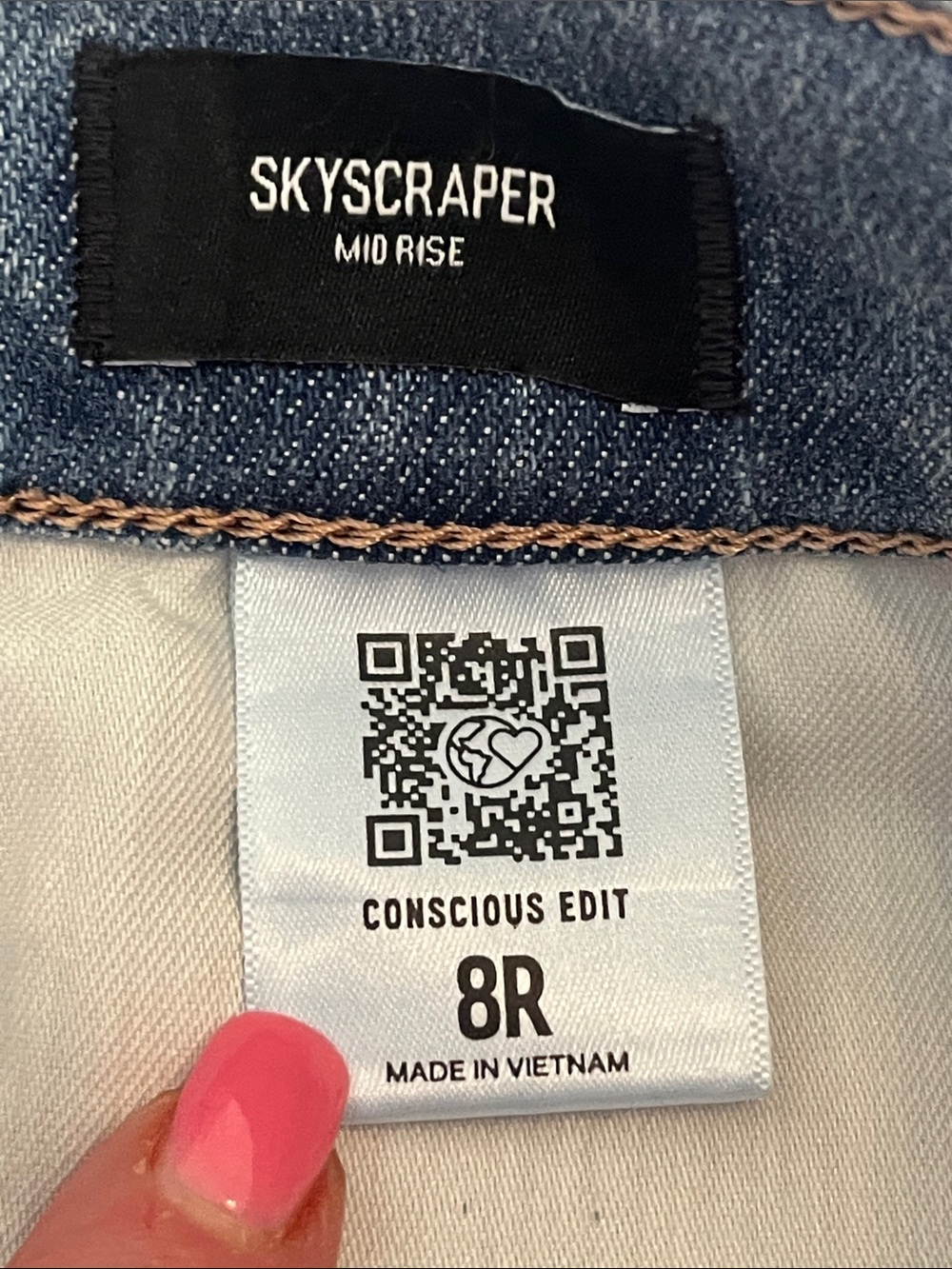 Express Skyscraper Mid Rise Split Hem Jeans - Picture 10 of 11